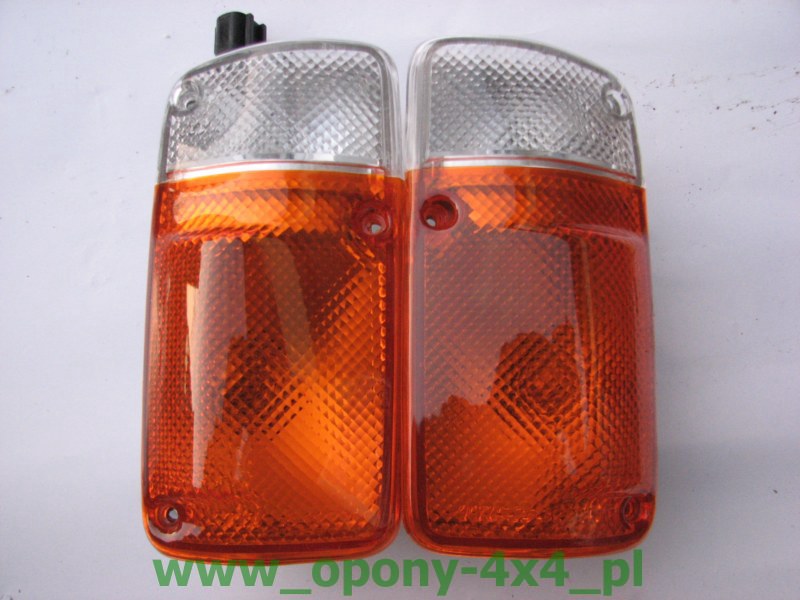 Oświetlenie fabryczne Opony 4×4